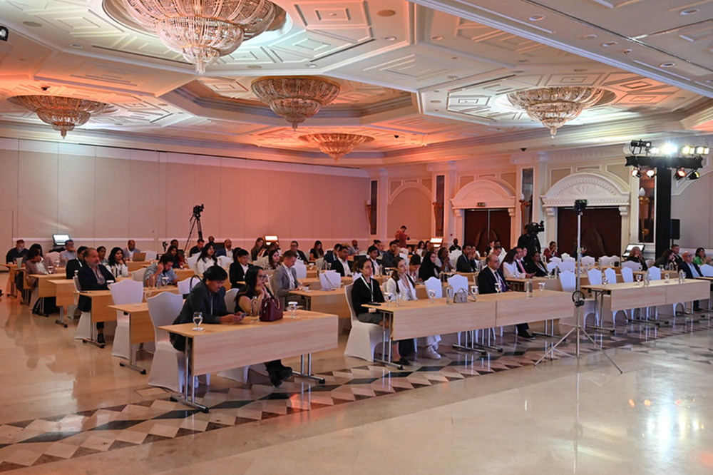 Panel of architects and city planners discussing smart city concepts