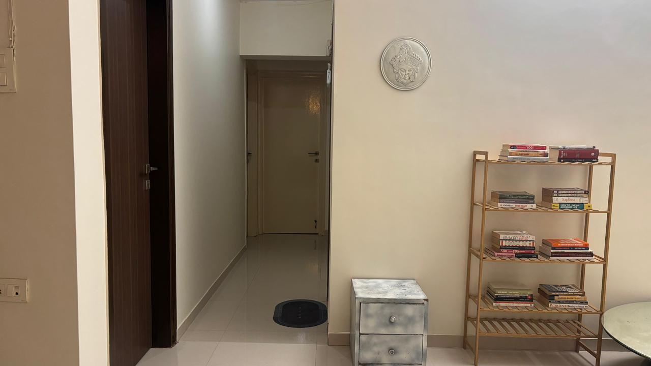 Single Room for Rent in 4BHK at Evershine Cosmic Andheri West | Male Occupancy Single furnished room for rent in 4BHK apartment at Evershine Cosmic Andheri West Mumbai with private washroom, AC, bed, study table, cupboard, and high floor city view for male single occupancy.