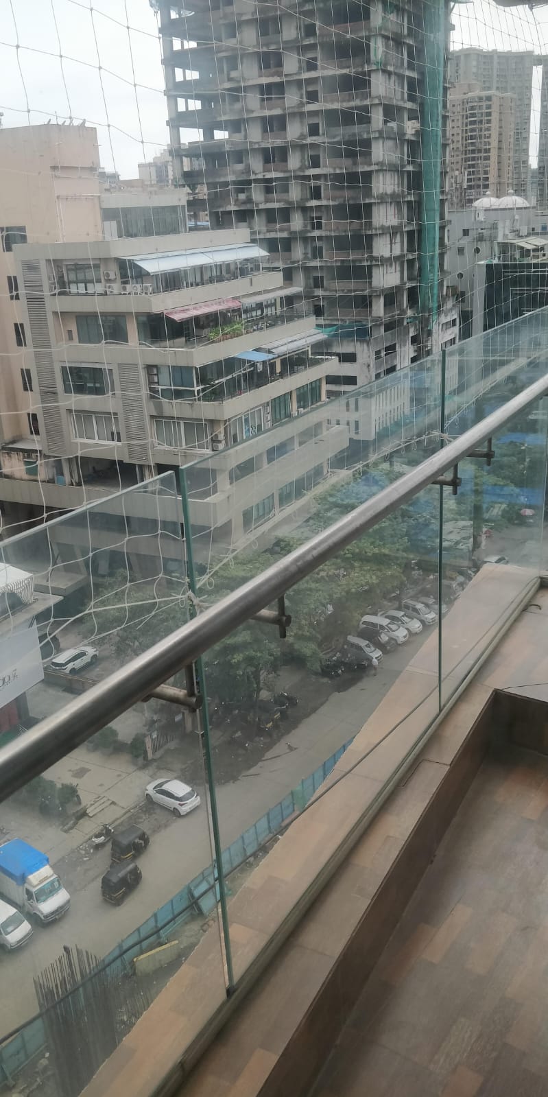 Premium 3BHK apartment for sale in Lashkaria Green Heights Oshiwara Andheri West near metro