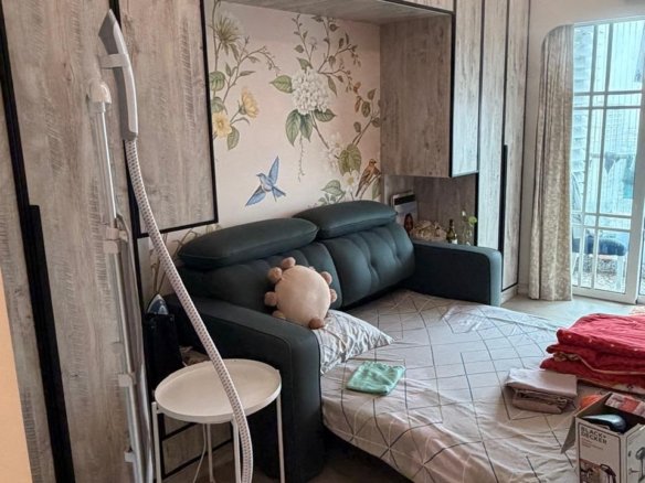 Luxury single occupancy available in a 2 BHK apartment at Adani Western Heights, Four Bungalows, Andheri West.